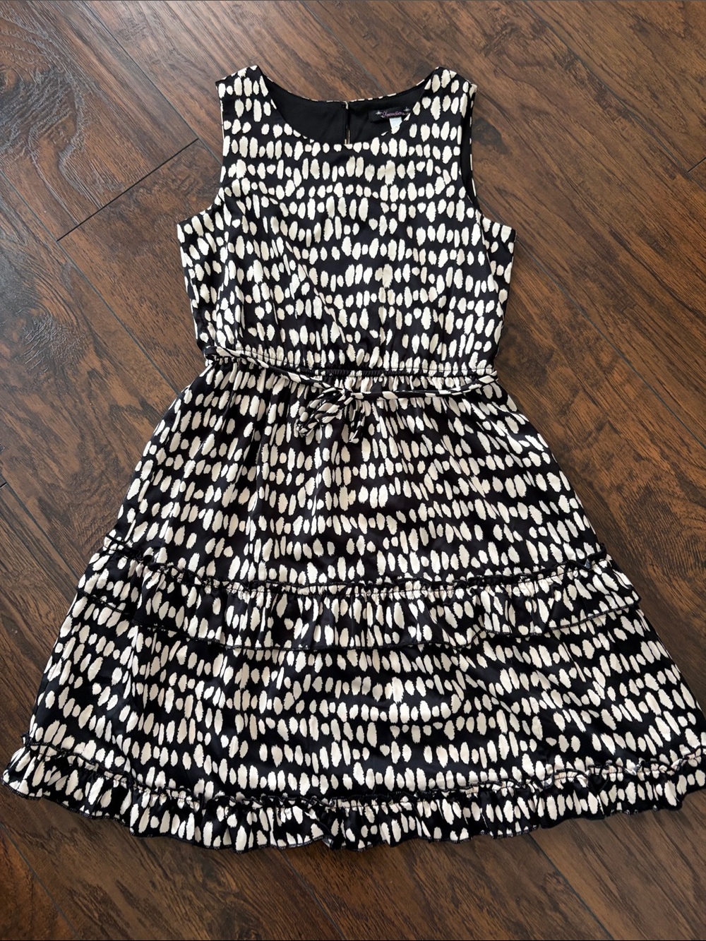 Xtraordinary Black and Cream Dot-Print Sleeveless Tie-Waist Dress